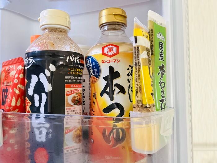 【セリア】冷蔵庫だけじゃない！110円の「ミニポケット」が家じゅうの“ちょいごちゃ”収納に便利すぎた