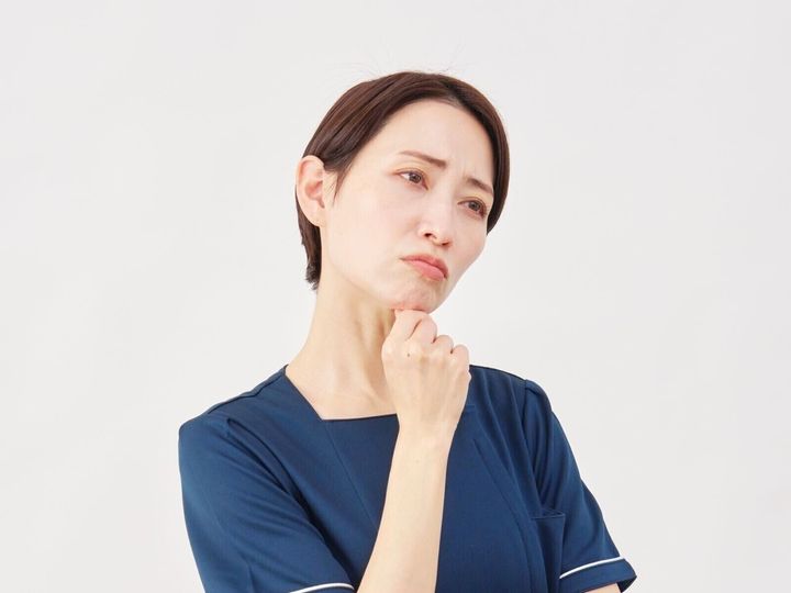 【管理栄養士が解説】「コンビニなどで買える市販のお菓子は、体に悪い」「子どもには危険」と感じる人は少なくないようです。しかし、安全性へのこだわりがマイナスになることも……。市販品を上手に選ぶポイントとは？（※画像：Shutterstock.com）