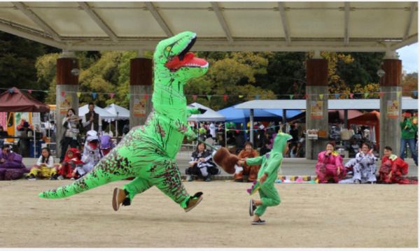 【京都府京都市】学生が主体となり運営するティラノの着ぐるみ大運動会「ティラノジャンボリー」開催！