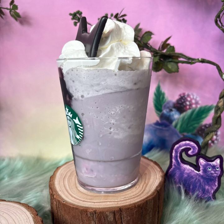スタバ ブラックベリー ヨーグルト フラペチーノ® 黒耳ver.