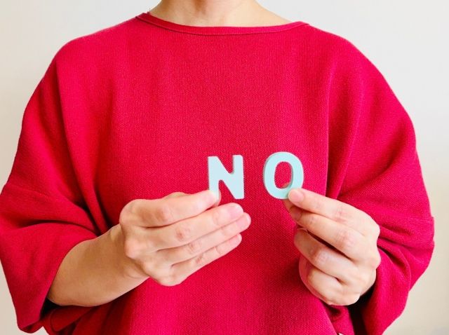 NOと主張する女性