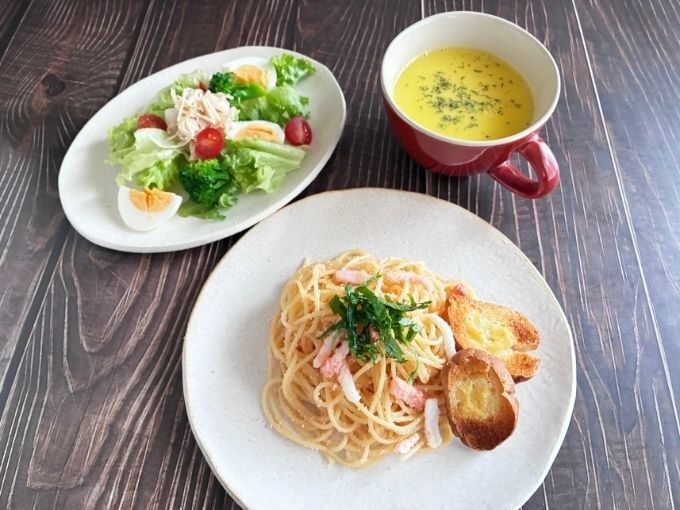 ヒイカと明太子のパスタランチの献立