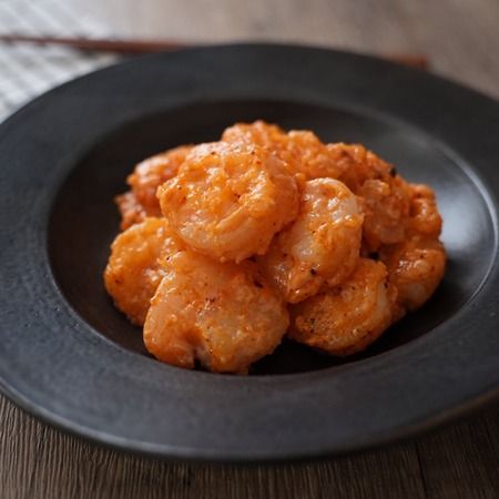 万能だれ「たれまかせ」1万本突破記念、ラー油「赤辛まかせ」が数量限定で登場