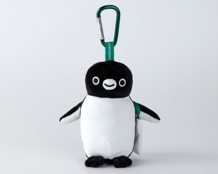 Suicaのペンギン「マスコットバッグ」正面から（画像出典：Chiharu Sakazaki/JR東日本/DENTSU）