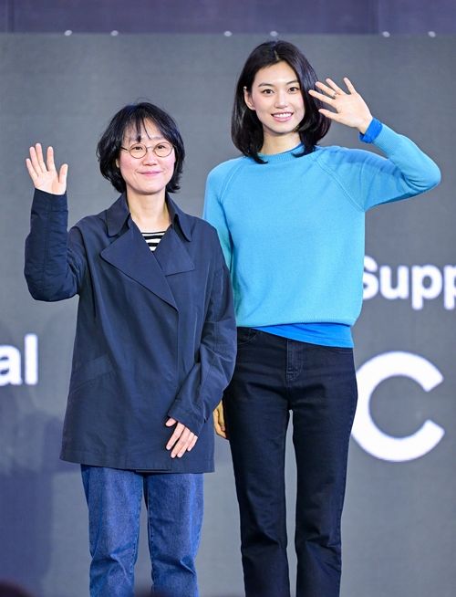 キム・ドヨン、チョン・ジュリ監督