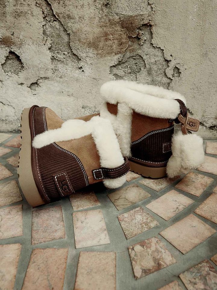 画像: Classic Mini Heritage（チェスナット）¥35,200 ◾️サイズ展開：22〜26cm 出典：UGG®