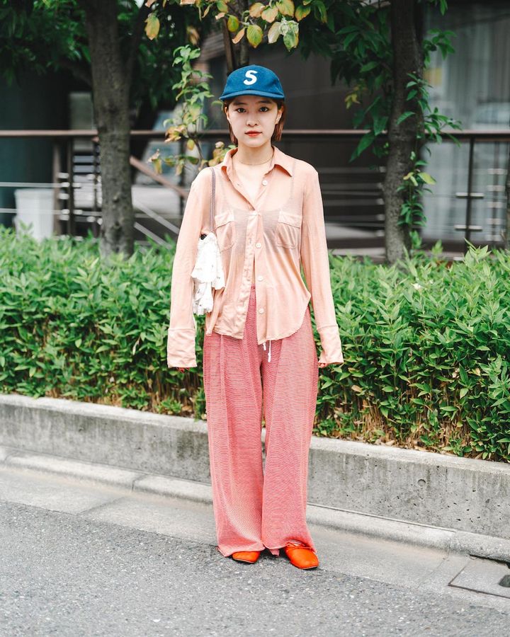 上級者の“ワントーン”スタイル5選。秋色や大人カラーがお洒落！【TOKYO SNAP】