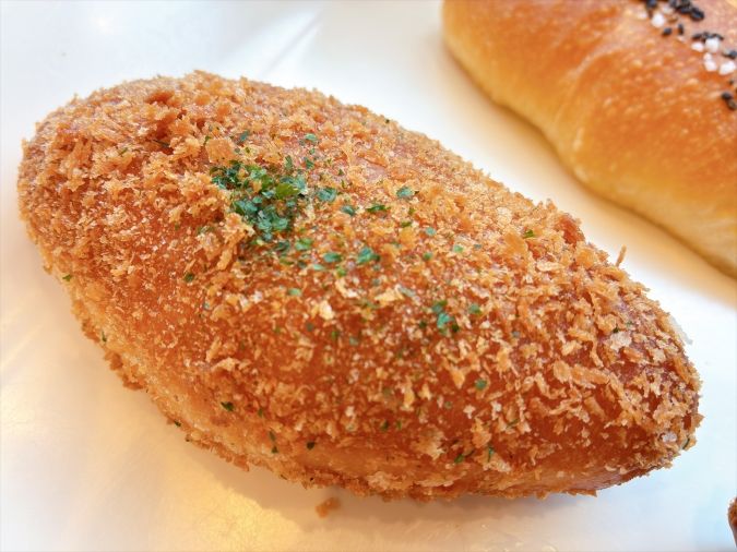 ベッカー コク旨カレーパン