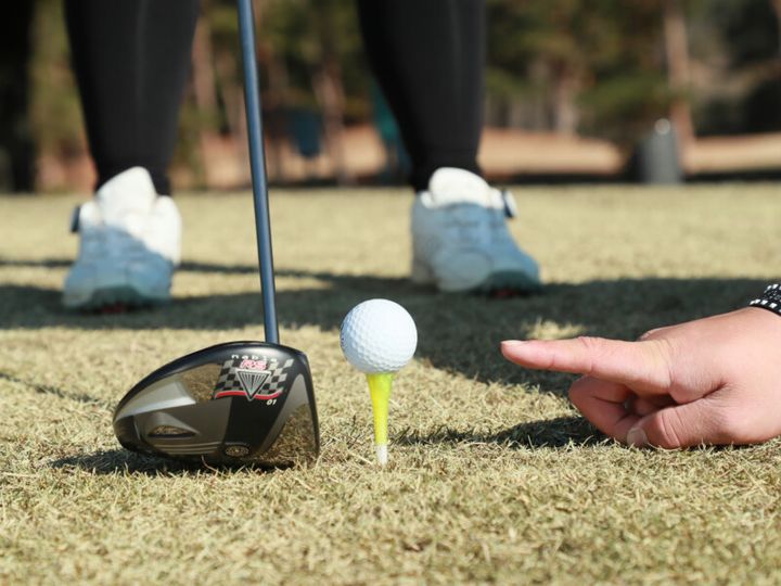 「ティーアップを高くすると…」アゲンストに勝つ球を打つコツ