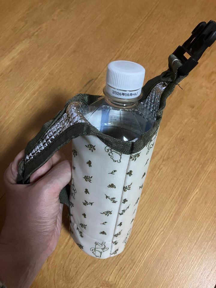 セリア：2wayペットボトルカバー500ml