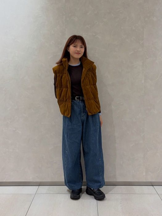 UNIQLO：C「バギージーンズ」