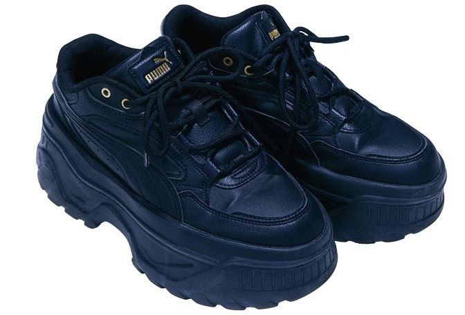 ME:IのSUZUさんの私物スニーカー PUMA KARMEN X-TRA