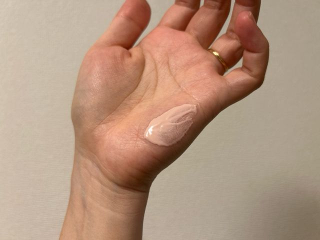 エリクシール デーケアレボリューション トーンアップ SP+ aa