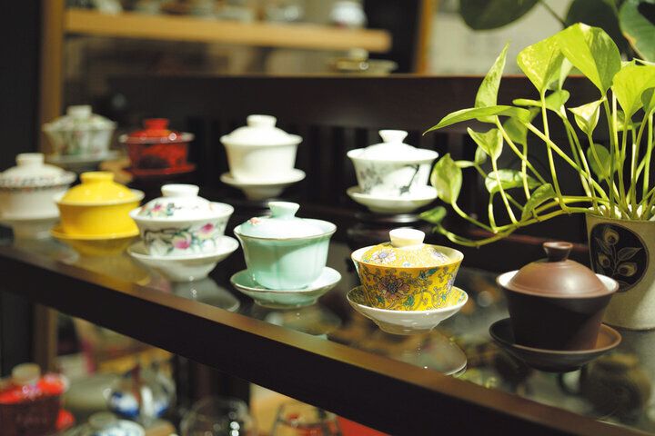 お茶を淹れる時間まで楽しい♪南京町「花が咲く中国茶のcafe」で中国茶体験