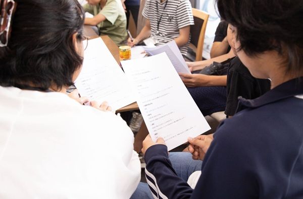 【福岡県福岡市】コールセンターの電話応対に挑戦！さくらフォレストが「こども職場体験」3回目を開催