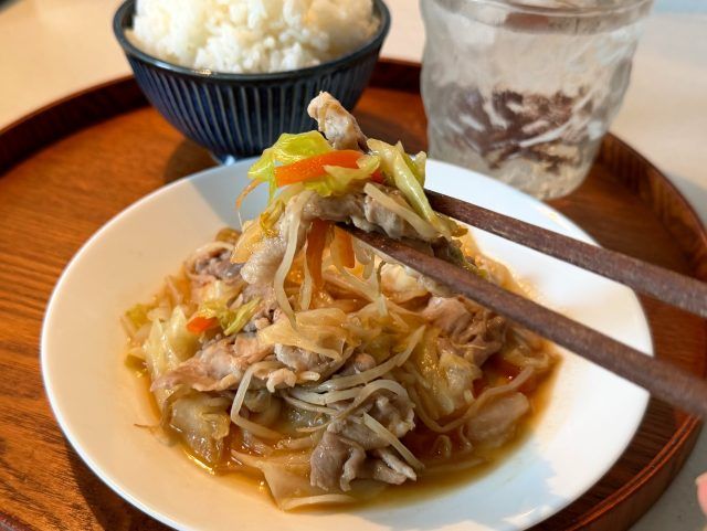 カット野菜と豚肉のレンジで中華炒め風