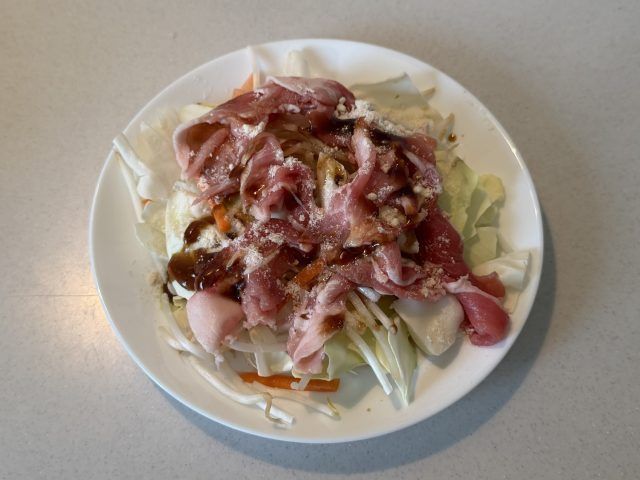 調味料をかける