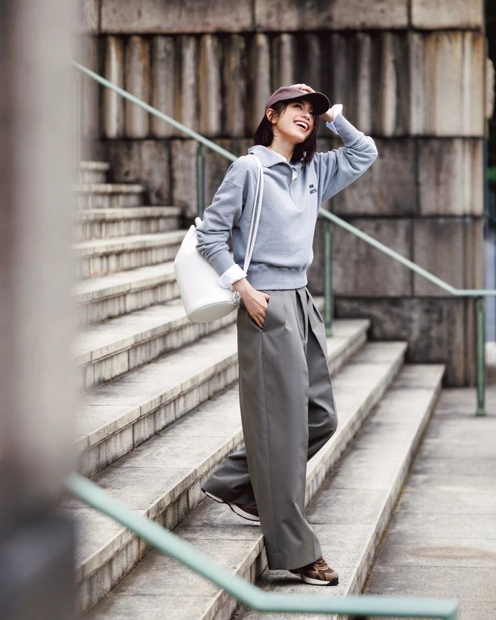 佐藤晴美 パンツコーデ