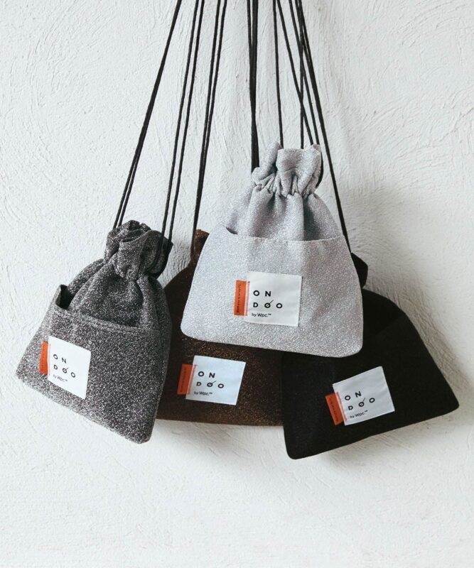 ラメ素材のONDOOラメ2way巾着バッグ