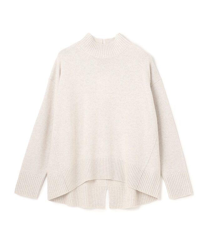 グレージュのカシミヤブレンドハイネックニット