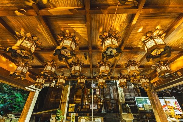 【香川県坂出市】白峯寺で「夜間特別拝観ライトアップ2026」開催！「願いと祈り」をテーマにした体験も