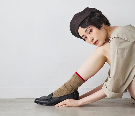 履くだけで“温熱×かかと保湿”を叶えるバイカラー靴下「かかとうるるそっくす」発売