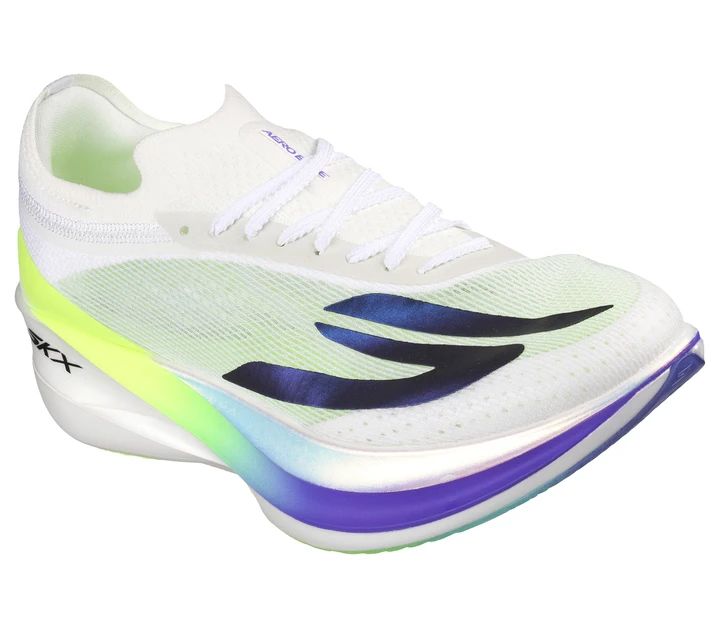 「SKECHERS（スケッチャーズ）」から「SKECHERS AERO Elite」が登場！