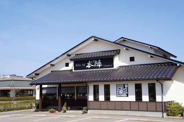 【石川県金沢市】「めん房本陣」から累計20万食突破記念「シチュー鍋うどん」の冷凍版が限定価格で登場