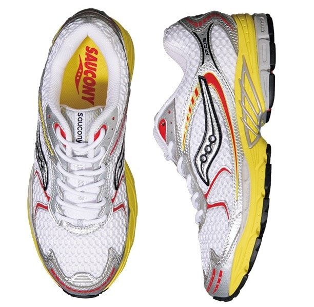 Saucony［サッカニー］のメタリックスニーカー （RIDE1）