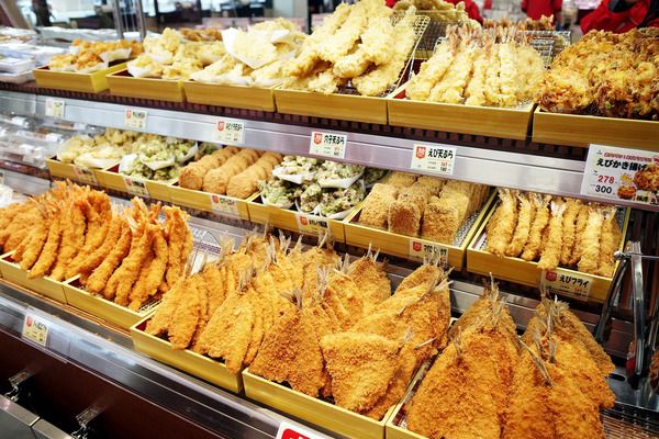 鮮魚専門店「角上魚類」が阪神タイガースのリーグ優勝を祝う「売る虎セール」開催！全品10％OFF