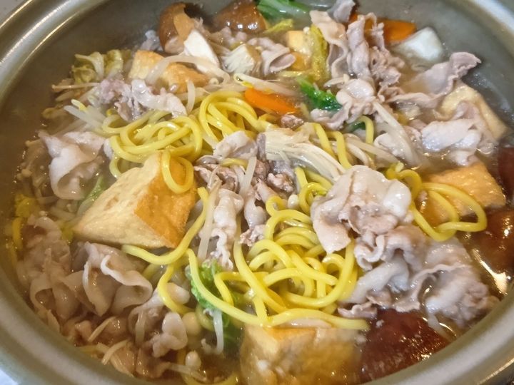 西郷どんへの感謝と敬意を込めて！バラ（薔薇＆バラ肉）の豚肉が花咲く「ツンへのプレゼント（骨）入り鍋」