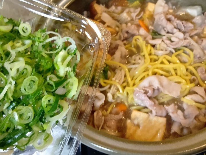 西郷どんへの感謝と敬意を込めて！バラ（薔薇＆バラ肉）の豚肉が花咲く「ツンへのプレゼント（骨）入り鍋」