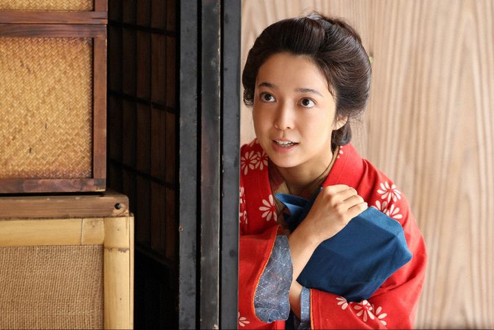 ドラマ『いろはの恋は時代をかける』第1話より （C）TBS width=
