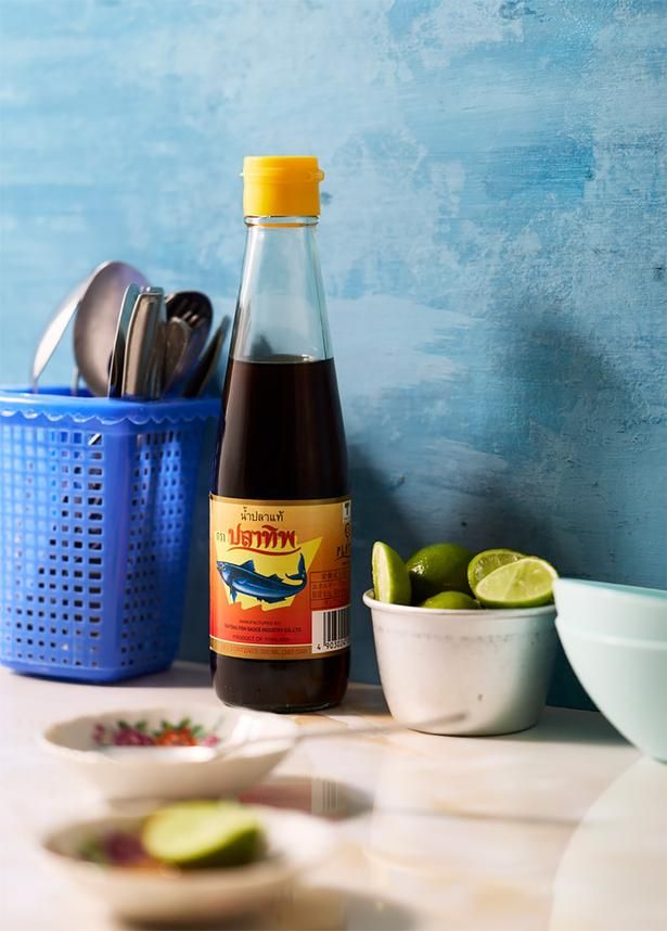 エスニック料理に欠かせない、タイ生まれの調味料 （C）ユウキ食品の西島さん、よねくらりょう／KADOKAWA