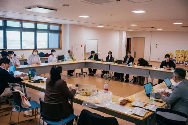 近畿大学×岩塚製菓が共同開発。「ふわっと」新フレーバーなど3商品を発売！