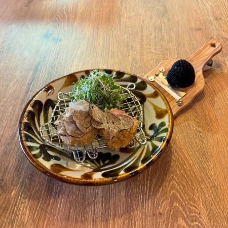 三度揚げのアグー豚カツと10種類以上の島野菜を楽しめる！古宇利島から車で約5分の屋我地島に琉球ベイブがOPEN