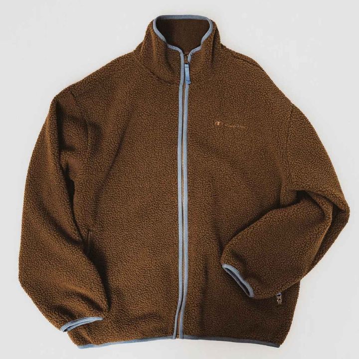 画像: 「別注 配色 ボアフリース パイピング ジャケット」￥11,990【チャンピオン】 出典：フリークス ストア