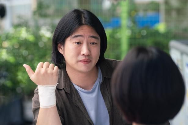 肺移植によって人並み外れた肺活量を手に入れたチソン [c]2025 NEXT ENTERTAINMENT WORLD & ANNAPURNA FILMS. All Rights Reserved.