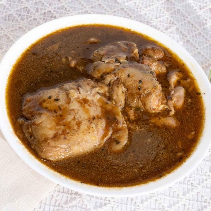 画像: ホロホロと柔らかい鶏もも肉に驚き