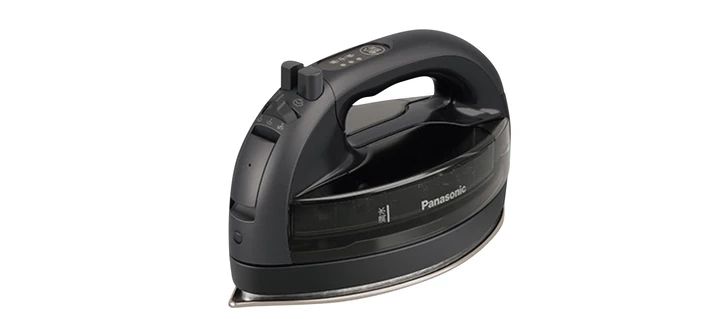 コードレススチームアイロン NI-WL710（オープン価格）／パナソニック