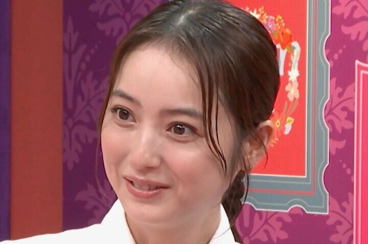 【写真・画像】2児のママ・佐々木希、透明肌の秘訣は「夜のパック」子育て中の“ながら美容”を明かす 1枚目