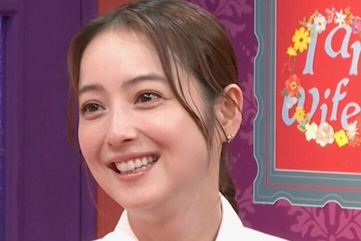 【写真・画像】「パパはなんとも言えない表情で…」佐々木希、2人の子供たちに”取り合い”される苦悩を明かす「兄妹でマウントの取り合い」 1枚目