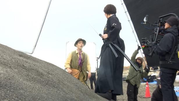 柳楽さんのリアクションにも注目！ (C)JT