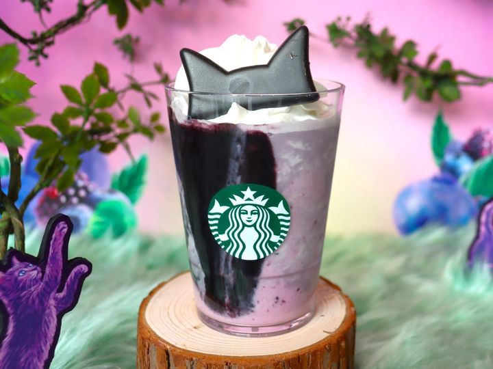 季節限定の『ブラックベリー ヨーグルト フラペチーノ 黒耳ver.』（10月9日発売）