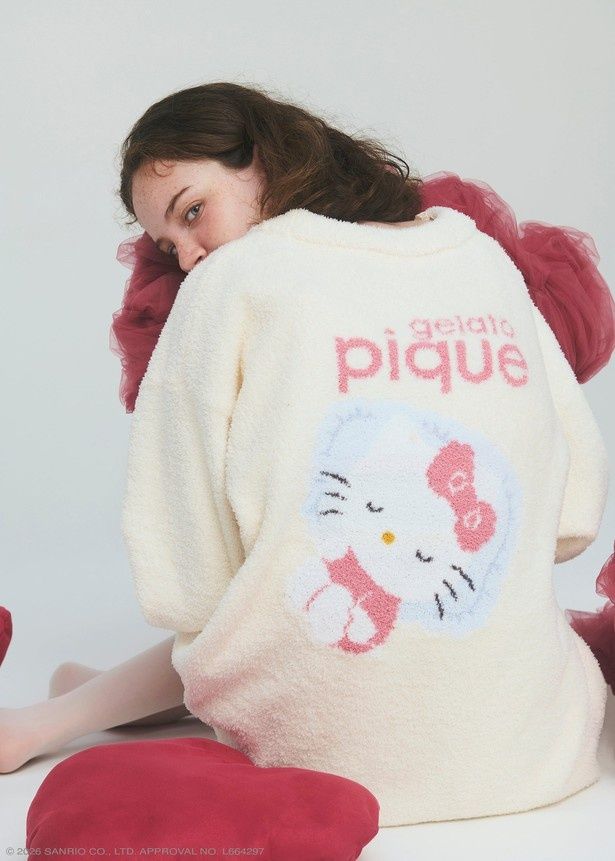 さっと羽織れる「【gelato pique】ベビモコジャガードカーディガン」(1万3420円) (C)2026 SANRIO CO., LTD. APPROVAL NO. 664297