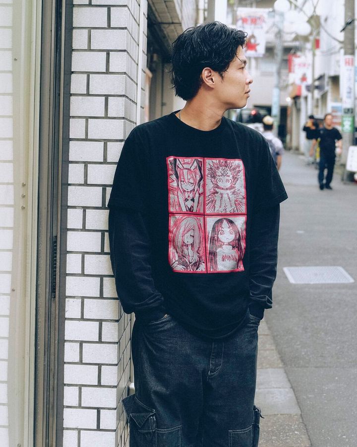 【20代スナップ＠明大前】ウエダハジメ大先生のTシャツが目立てば目立つほどいいコーデ