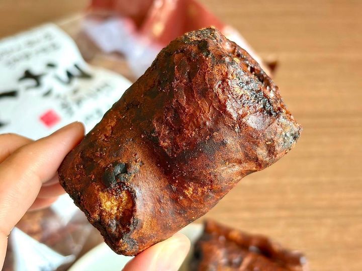 ロピア：かどがおいしい二度塗り黒糖ふ