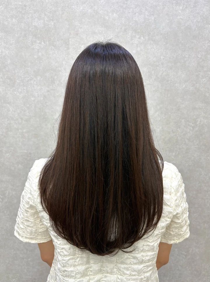 30代 髪型・ロングのバック