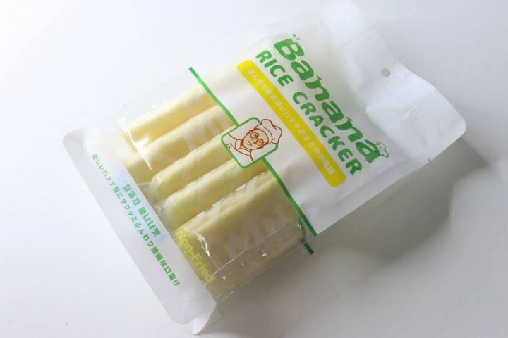 バナナ味ライスクラッカーのパッケージ全体