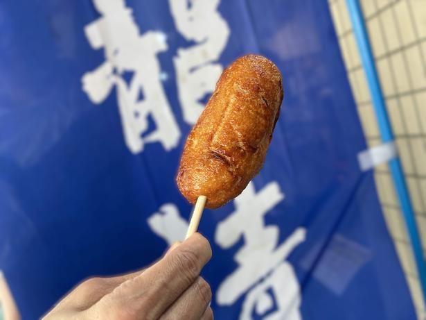 「たまねぎ棒」(1本500円)。玉ネギの甘味がアクセント！ 